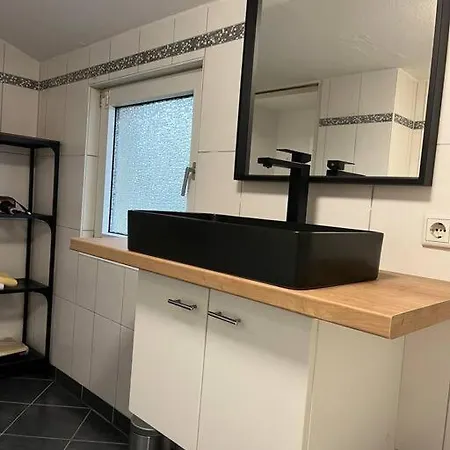 Monteurwohnung In Kassel * Niestetal